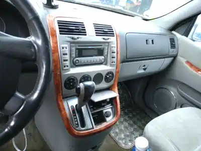 Здавання транспортного засобу kia carnival ii (gq) 2.9 crdi року 2006 потужний 