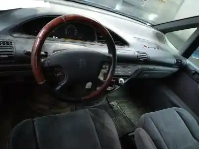 Veículo de Sucata peugeot 806 2.0 hdi do ano 2002 alimentado rhz