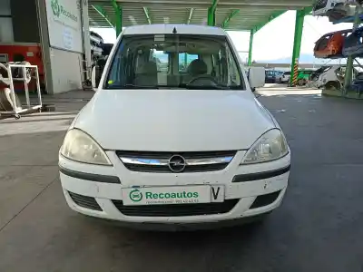 Veículo de Sucata opel combo tour 1.3 cdti 16v do ano 2005 alimentado z13dt
