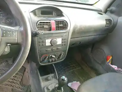 Veículo de Sucata opel combo tour 1.3 cdti 16v do ano 2005 alimentado z13dt