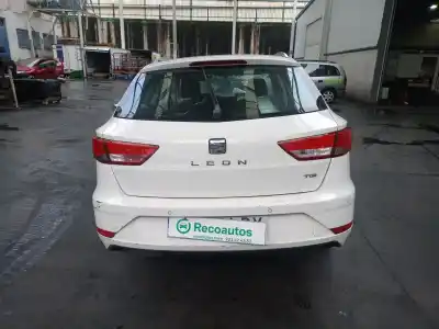 Veículo de Sucata seat leon st (5f8) fr do ano 2019 alimentado dhfa