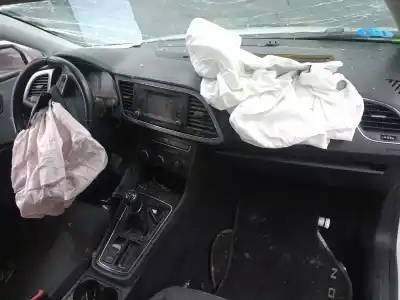 Veículo de Sucata seat leon st (5f8) fr do ano 2019 alimentado dhfa