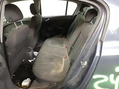 Scrapping Vehicle opel corsa d 1.2 cat (a 12 xer / ldc) of the year 2010 powered a12xer