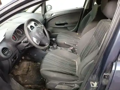 Scrapping Vehicle opel corsa d 1.2 cat (a 12 xer / ldc) of the year 2010 powered a12xer