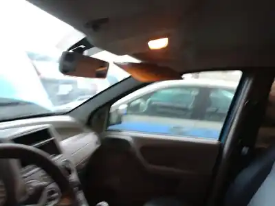 Veículo de Sucata fiat panda (169) 1.1 8v do ano 2005 alimentado 187a1000