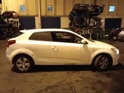 Scrapping Vehicle kia cee'd fastback (ed) 1.4 of the year 2011 powered d4fa