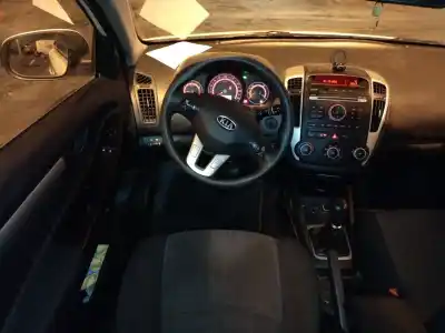 Scrapping Vehicle kia cee'd fastback (ed) 1.4 of the year 2011 powered d4fa