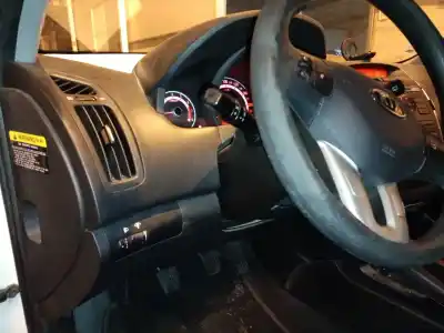 Scrapping Vehicle kia cee'd fastback (ed) 1.4 of the year 2011 powered d4fa