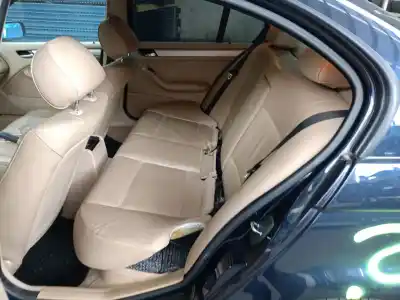 Veicolo di demolizione bmw serie 3 berlina (e46) 318i dell'anno 2003 alimentato n42b20a