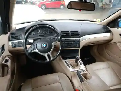 Veicolo di demolizione bmw serie 3 berlina (e46) 318i dell'anno 2003 alimentato n42b20a