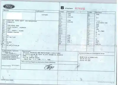 Veículo de Sucata ford transit courier b460 furgoneta/monovolumen 1.5 tdci do ano 2014 alimentado ugcb