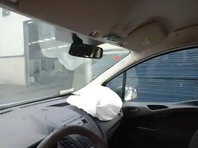 Veículo de Sucata ford transit courier b460 furgoneta/monovolumen 1.5 tdci do ano 2014 alimentado ugcb