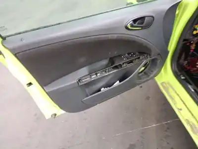 Veículo de Sucata seat leon (1p1) 1.9 tdi do ano 2007 alimentado bxe