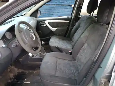 Veículo de Sucata dacia sandero 1.5 dci do ano 2009 alimentado k9k87
