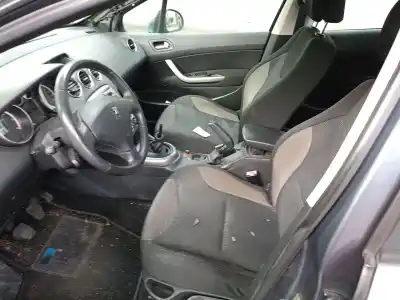 Veicolo di demolizione peugeot 308 1.6 16v hdi dell'anno 2008 alimentato 9h02