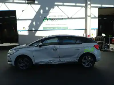 Veicolo di demolizione CITROEN DS5 2.0 BLUEHDI 150 dell'anno 2015 alimentato AH01