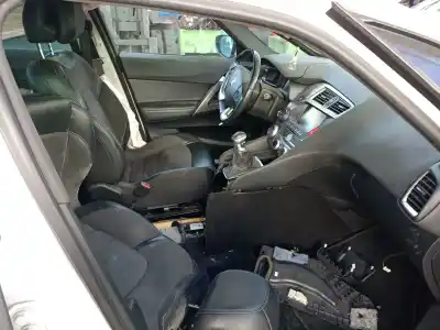 Scrapping Vehicle citroen ds5 2.0 bluehdi 150 of the year 2015 powered ah01