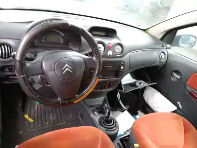 Veículo de Sucata citroen c2 (jm_) 1.4 do ano 2003 alimentado kfv