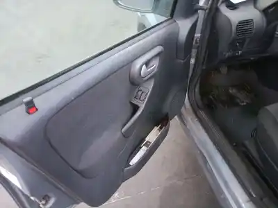 Veicolo di demolizione opel corsa 3 c 1.3 cdti 70ch manual dell'anno 2005 alimentato z13dt