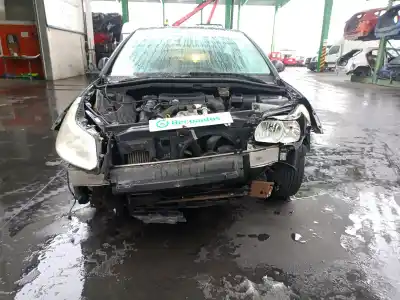 Veículo de Sucata citroen c4 coupe lx do ano 2006 alimentado 9hx