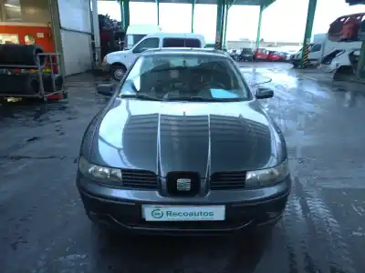 Scrapping Vehicle seat leon (1m1) 1.6 16 v of the year 2001 powered azd