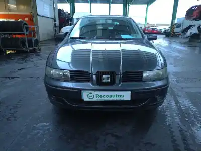 Scrapping Vehicle seat leon (1m1) 1.6 16 v of the year 2001 powered azd