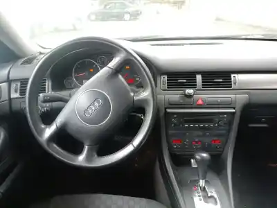 Sloopvoertuig audi a6 berlina (4b2) 2.5 v6 24v tdi cat (aym) van het jaar 2001 aangedreven aym