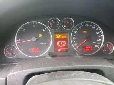 Sloopvoertuig audi a6 berlina (4b2) 2.5 v6 24v tdi cat (aym) van het jaar 2001 aangedreven aym