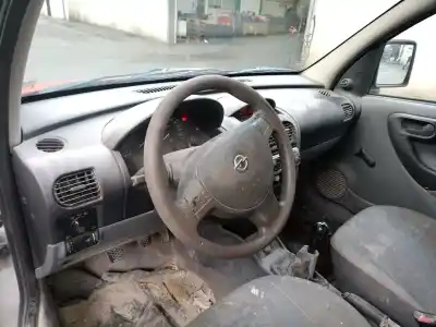 Sloopvoertuig opel combo 1.7 16v di cat (y 17 dtl / lk8) van het jaar 2004 aangedreven y17dtl