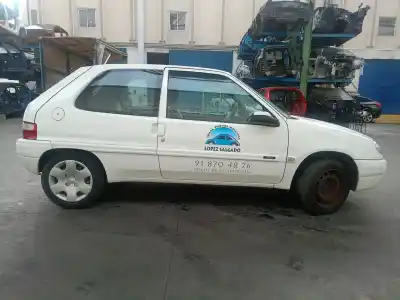 Sloopvoertuig citroen saxo 1.5 diesel van het jaar 2002 aangedreven vjx