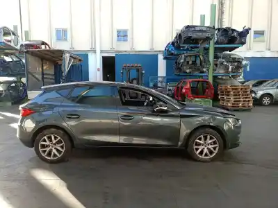 Veicolo di demolizione seat leon (kl1) 1.0 tsi dell'anno 2020 alimentato dlaa