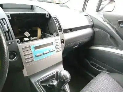 Scrapping Vehicle toyota corolla verso (r1) 2.2 d-4d sport of the year 2009 powered 2adfhv