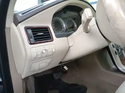 Scrapping Vehicle volvo s80 ii (124) d5 of the year 2009 powered d5244t10