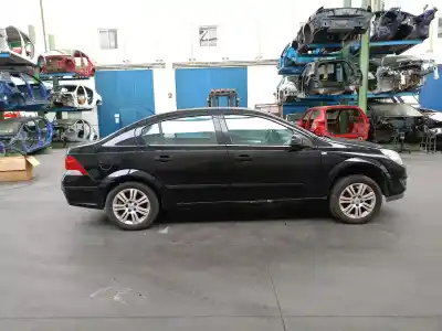 Veicolo di demolizione opel astra h sedán (a04) 1.7 cdti (l69) dell'anno 2010 alimentato z17dtr