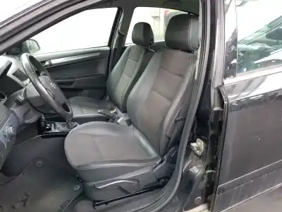 Veicolo di demolizione opel astra h sedán (a04) 1.7 cdti (l69) dell'anno 2010 alimentato z17dtr