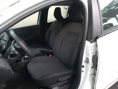 Veicolo di demolizione dacia sandero iii 1.0 tce 90 dell'anno 2021 alimentato h4df4