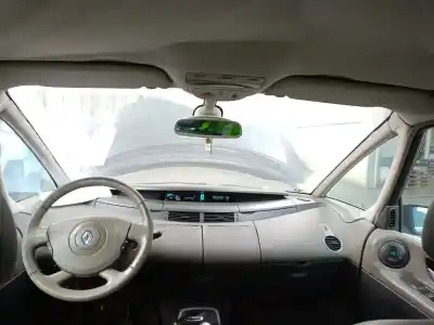 Veicolo di demolizione renault espace iv (jk0) (2002->) 2.2 dci (jk07) dell'anno 2004 alimentato g9tj742