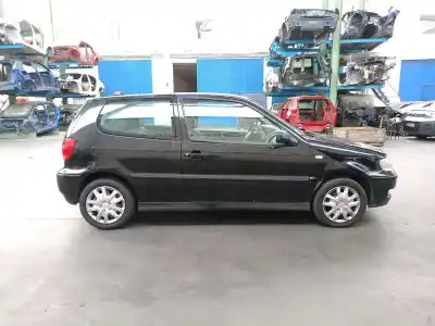 Veicolo di demolizione volkswagen polo berlina (6n2) 1.4 tdi dell'anno 2001 alimentato amf