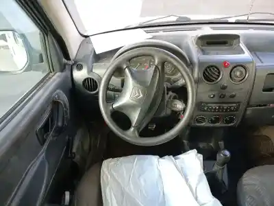 Veicolo di demolizione CITROEN BERLINGO  dell'anno 2005 alimentato WJY