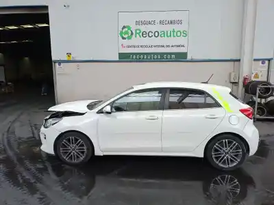 Veicolo di demolizione KIA RIO IV (YB, SC, FB)  dell'anno 2017 alimentato G4LA