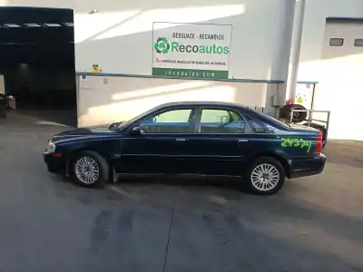 Veicolo di demolizione VOLVO S80 BERLINA  dell'anno 2004 alimentato B6284T