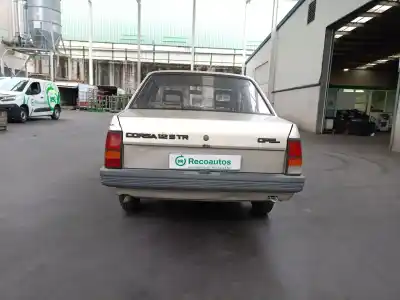 Veículo de Sucata opel corsa a 1.2 do ano 1987 alimentado 12st