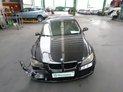 Vehicul casat bmw 3 (e90) 318 d al anului 2006 alimentat 204d4