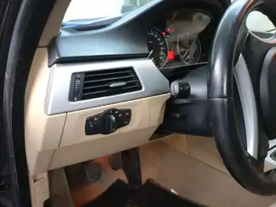 Vehicul casat bmw 3 (e90) 318 d al anului 2006 alimentat 204d4