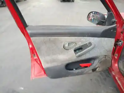 Veículo de Sucata PEUGEOT 406 (8B)  do ano 1996 alimentado P8C (XUD11BTE)