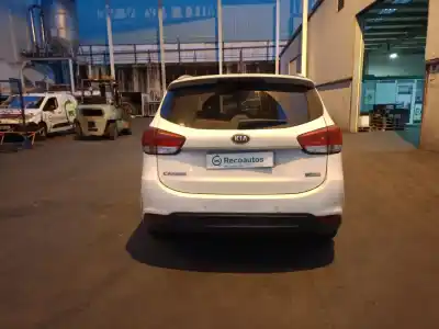 Vehicul casat kia carens iv 1.7 crdi al anului 2014 alimentat d4fd