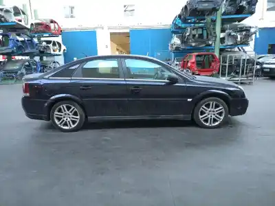 Veículo de Sucata opel vectra b berlina 2.2 16v dti cat (y 22 dtr / l50) do ano 2003 alimentado y22dtr