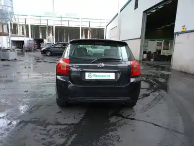 Veículo de Sucata toyota corolla (_e12_) 2.0 d-4d (cde120r_ cde120l_) do ano 2004 alimentado 1cdftv