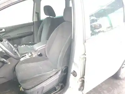 Vehicul casat ford focus c-max (cap) 1.6 tdci cat al anului 2005 alimentat g8da