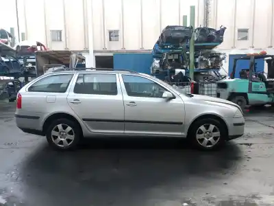 Vehicul casat skoda octavia combi (1z5) easy al anului 2005 alimentat bkd
